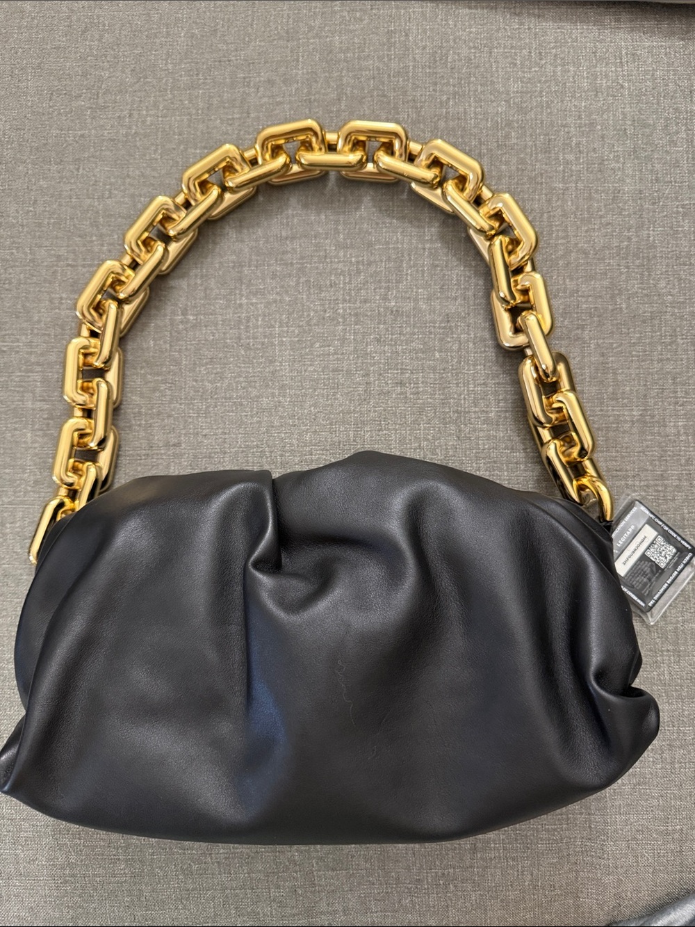 Authentic Bottega Veneta Calfskin The Pouch Chain Black